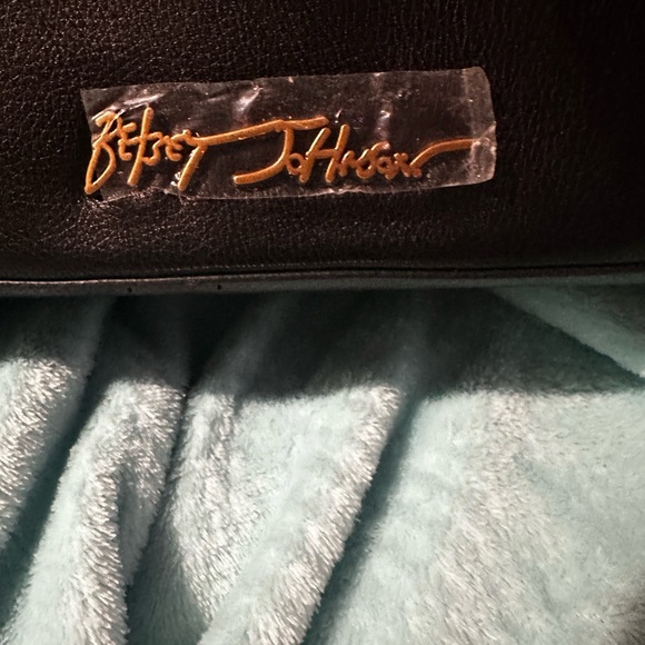 Betsey Johnson Black and Gold Skull Tote - Picture 3 of 7